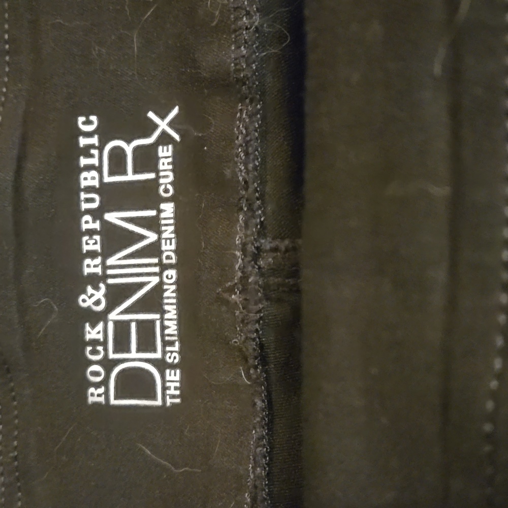Rock and Republic black pull on jeans
